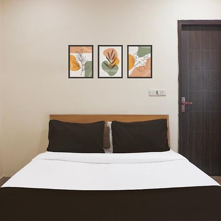 Super Hotel O S J Residency 德里 外观 照片