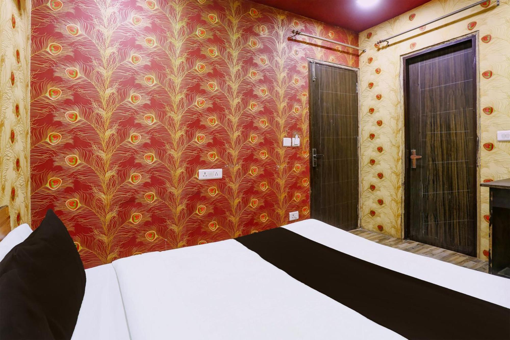 Super Hotel O S J Residency 德里 外观 照片