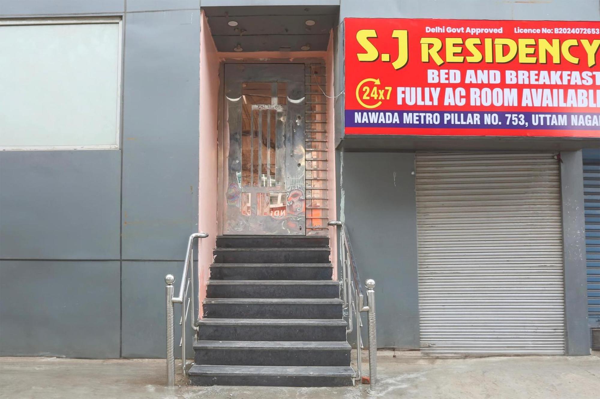 Super Hotel O S J Residency 德里 外观 照片